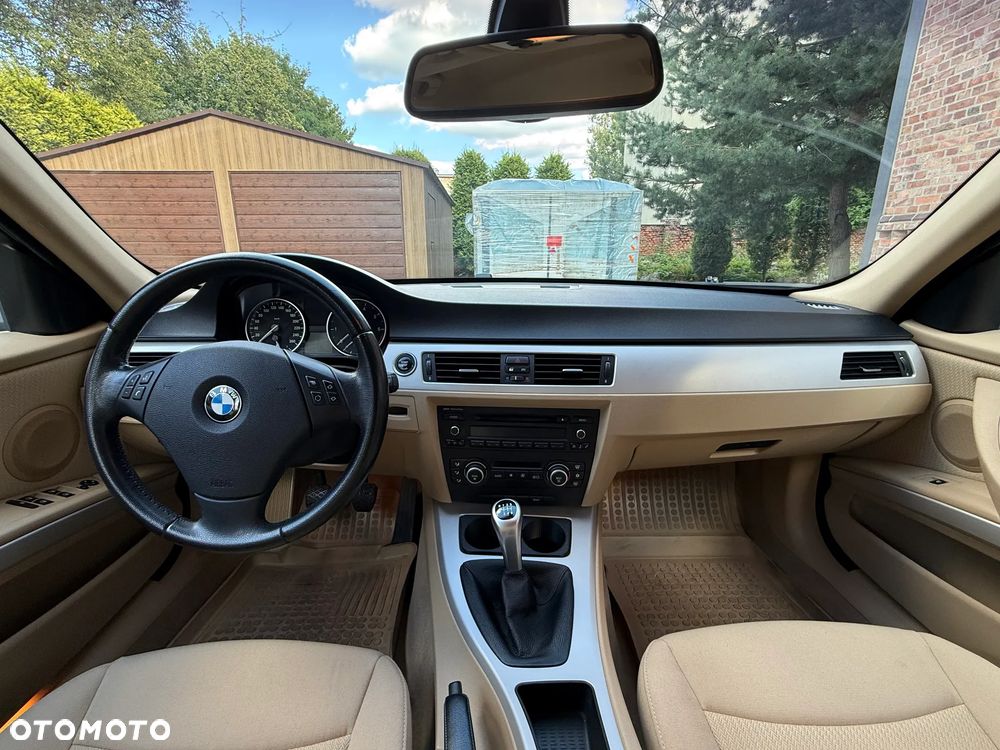 BMW Seria 3 - 15