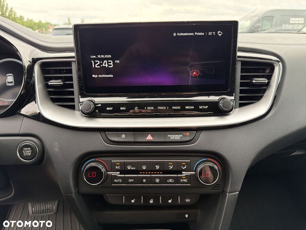 Kia XCeed 1.6 T-GDI Business Line DCT - 12
