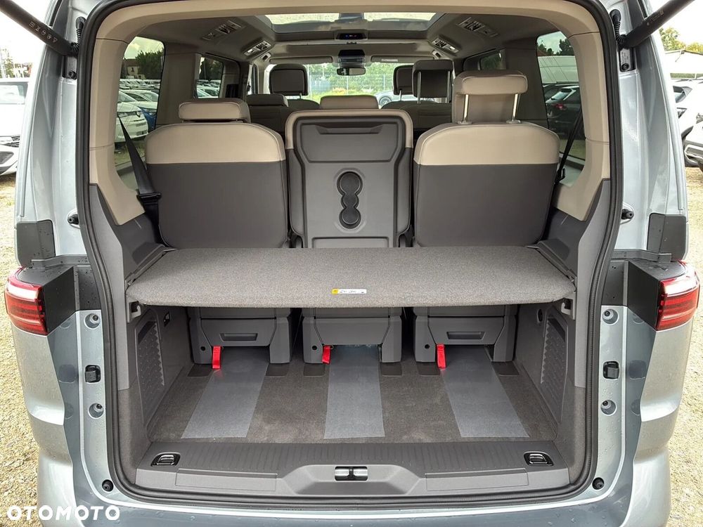Volkswagen Multivan - 27