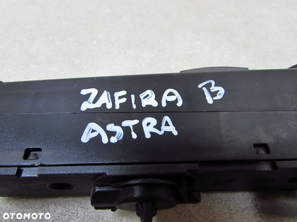 OPEL ZAFIRA B 05-11 ASTRA H  PANEL PRZELACZNIK AWARYJNYCH 13100107 - 5