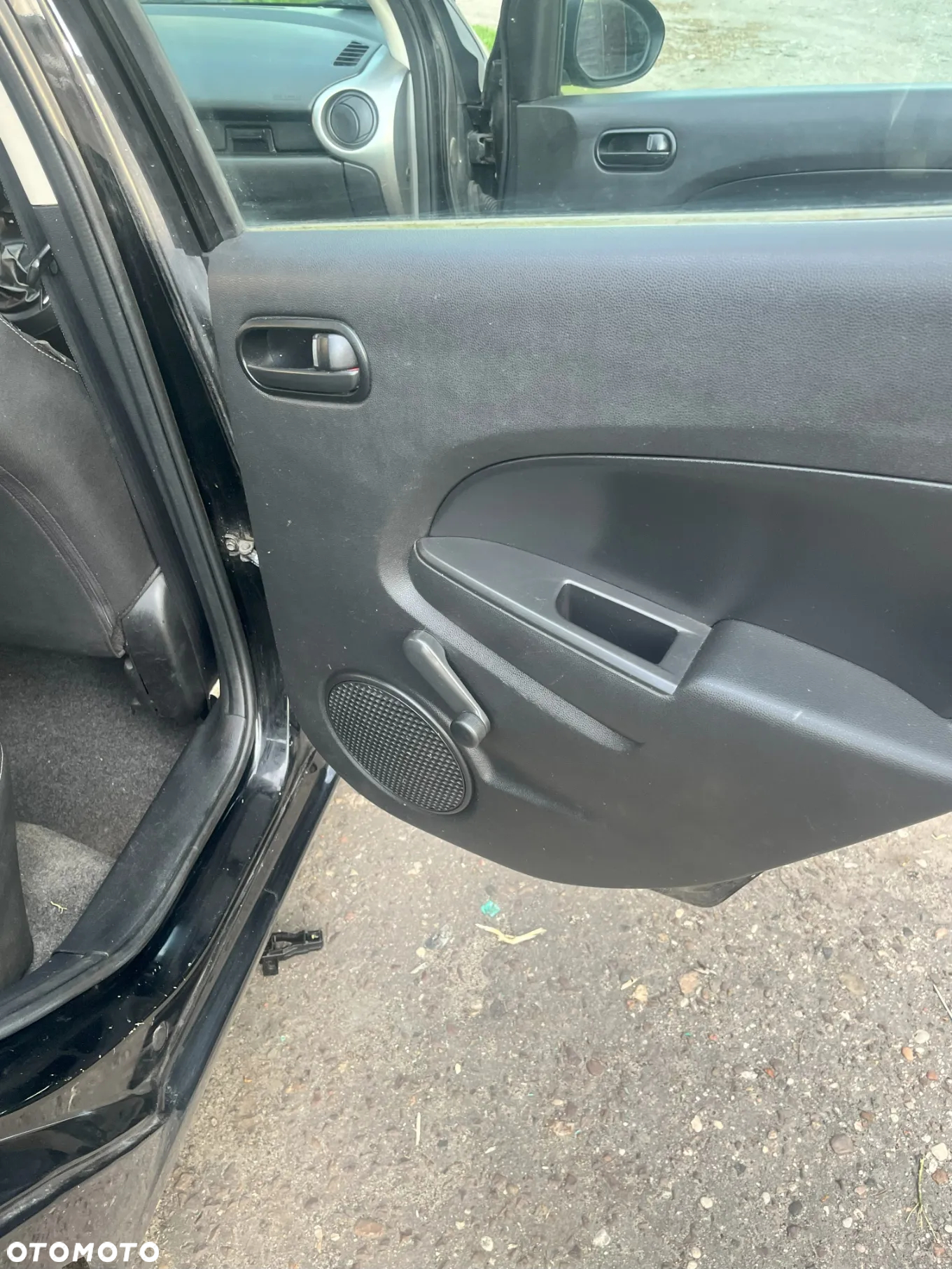 Mazda 2 - 18