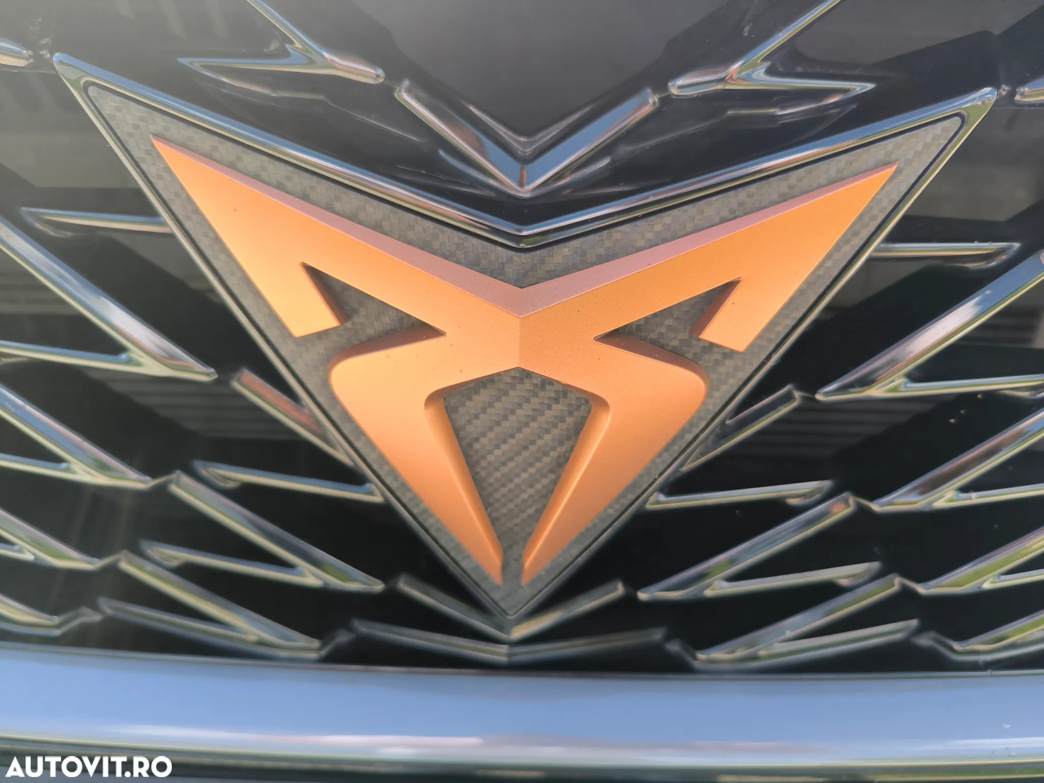 Cupra Formentor VZ 1.4 e-Hybrid DSG Priority - 6