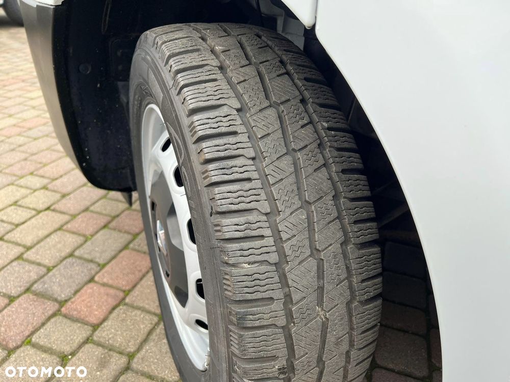 Renault Trafic Warsztat Sortimo - 8