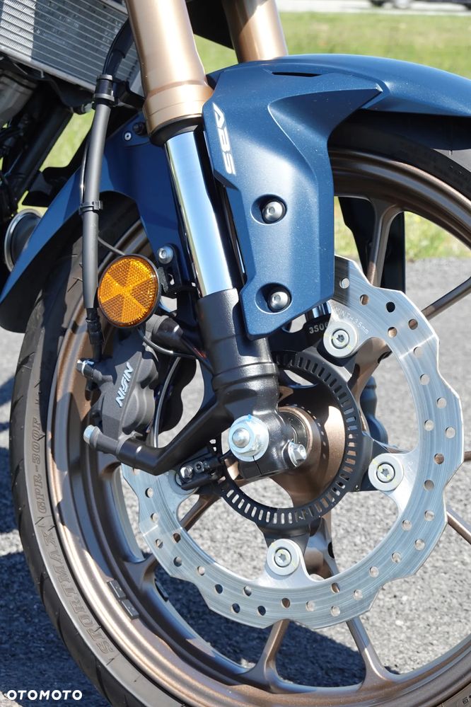 Honda CB - 10