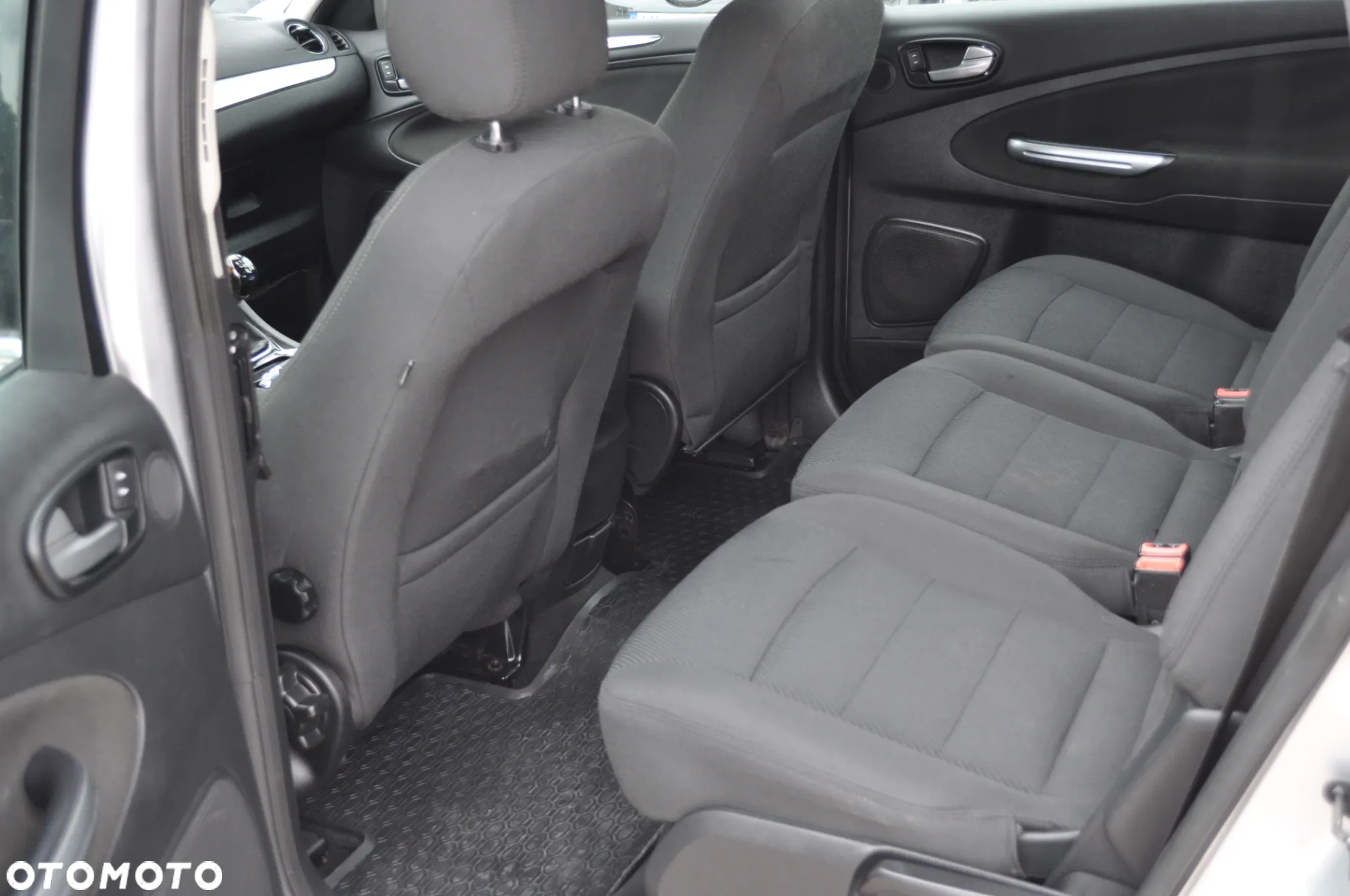 Ford S-Max 2.0 TDCi DPF Titanium - 26