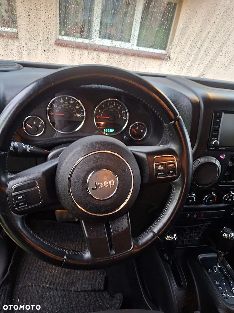 Jeep Wrangler Unlimited 3.6 Automatik Sahara - 8