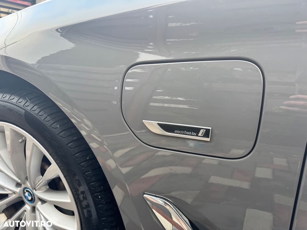 BMW Seria 5 520e Aut. Luxury Line - 21