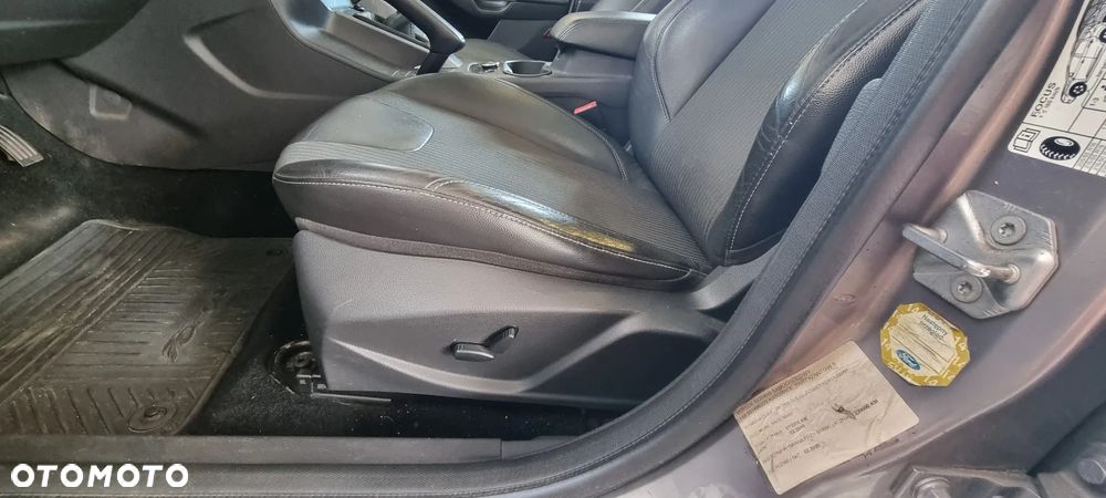 Ford Focus 1.6 EcoBoost Titanium - 15