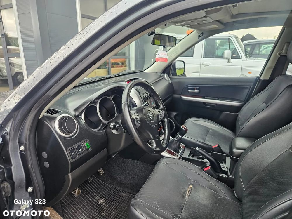 Suzuki Grand Vitara 1.9 DDiS Premium - 8