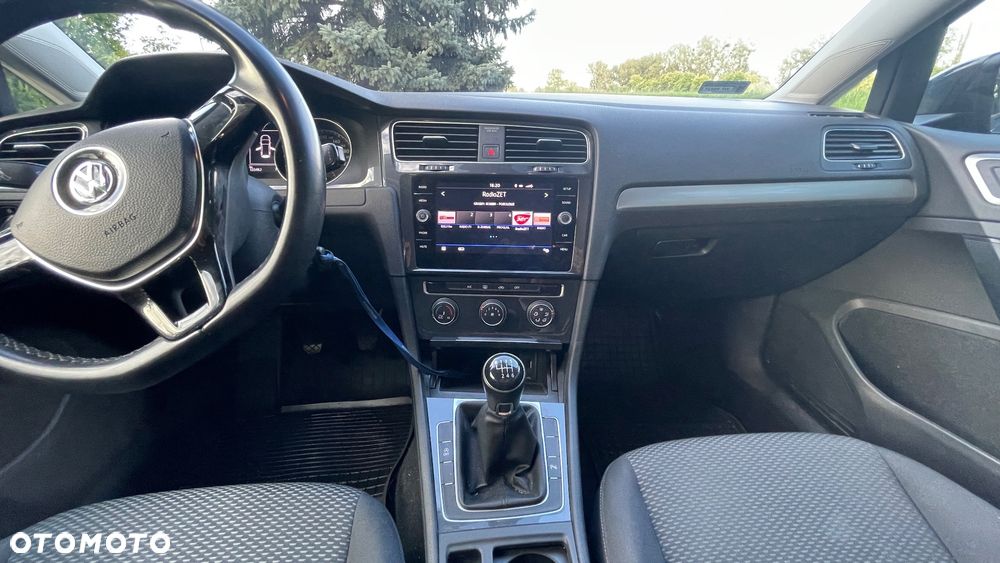 Volkswagen Golf 1.0 TSI Trendline - 26