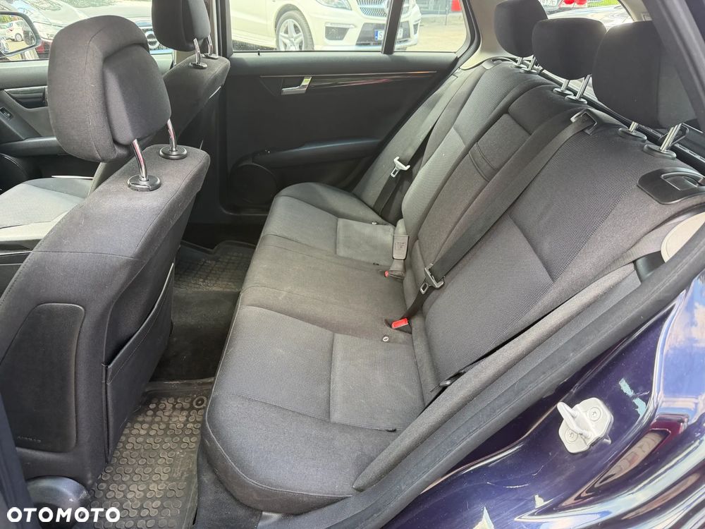 Mercedes-Benz Klasa C 220 CDI DPF Automatik Elegance - 10