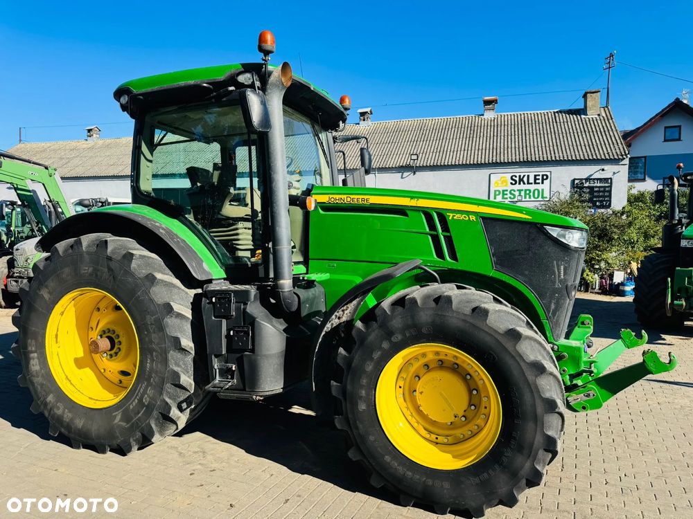John Deere 7250R - 4