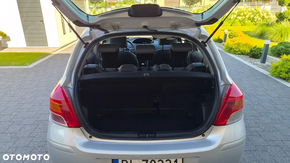 Toyota Yaris 1.33 Sol - 28