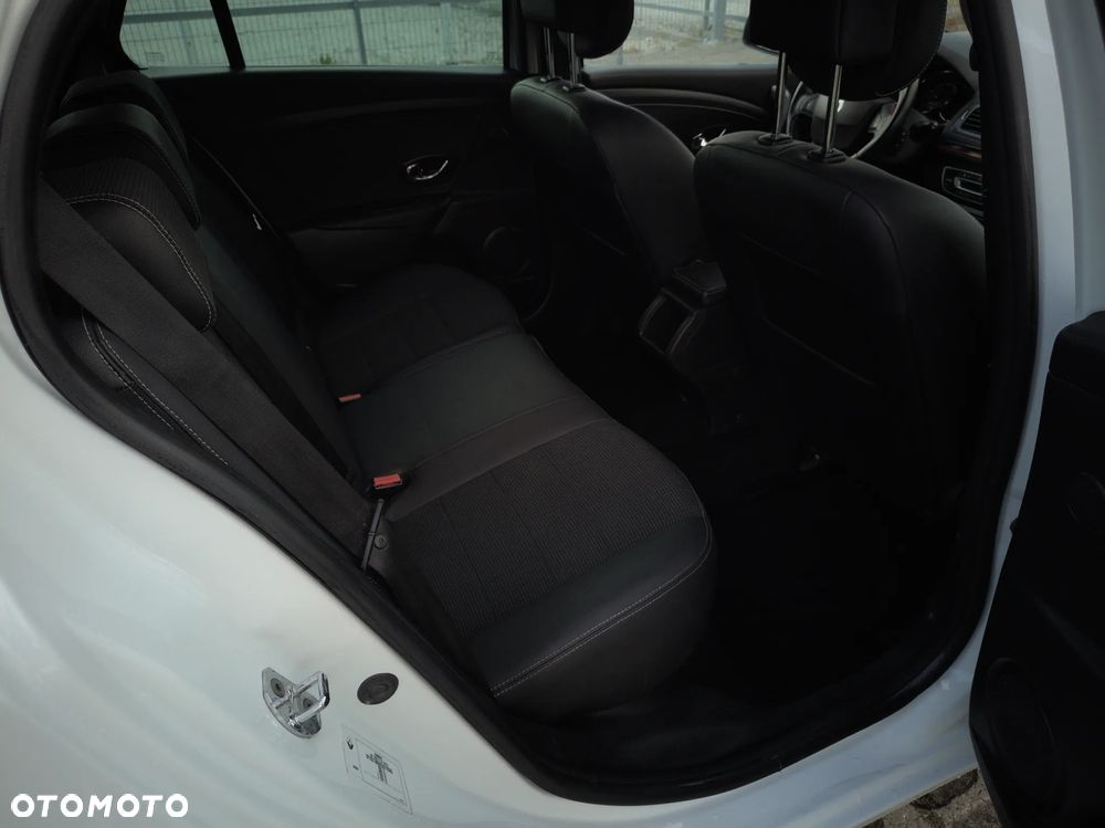 Renault Megane GT 220 - 12