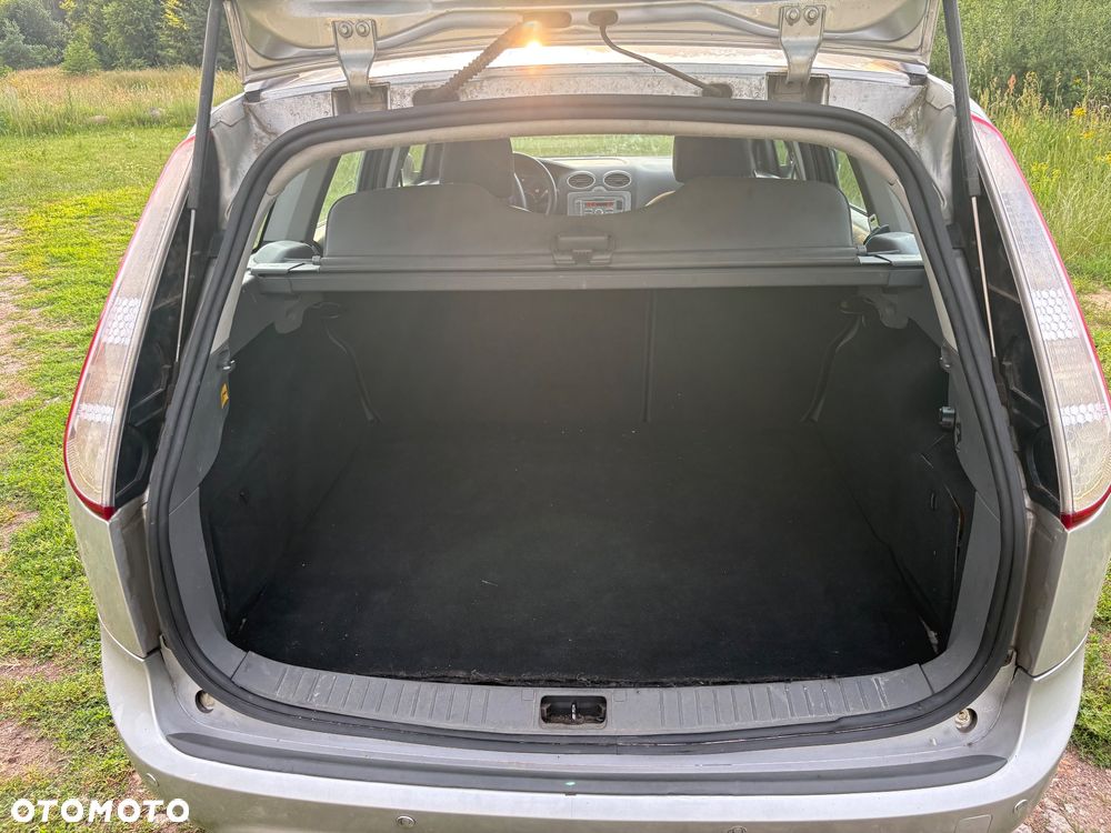 Ford Focus 1.6 TDCi Ambiente - 10