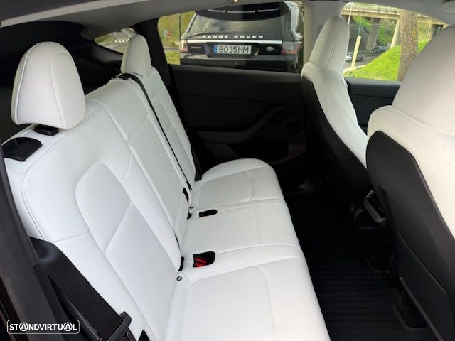 Tesla Model Y Performance Tração Integral - 12