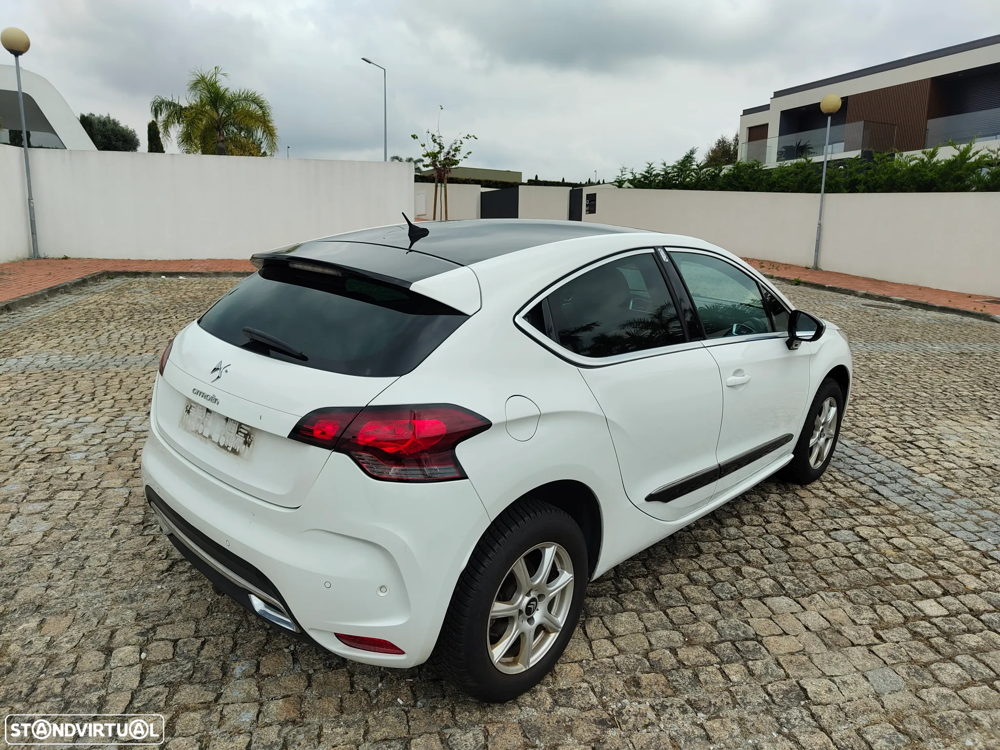 Citroën DS4 1.6 e-HDi So Chic - 7