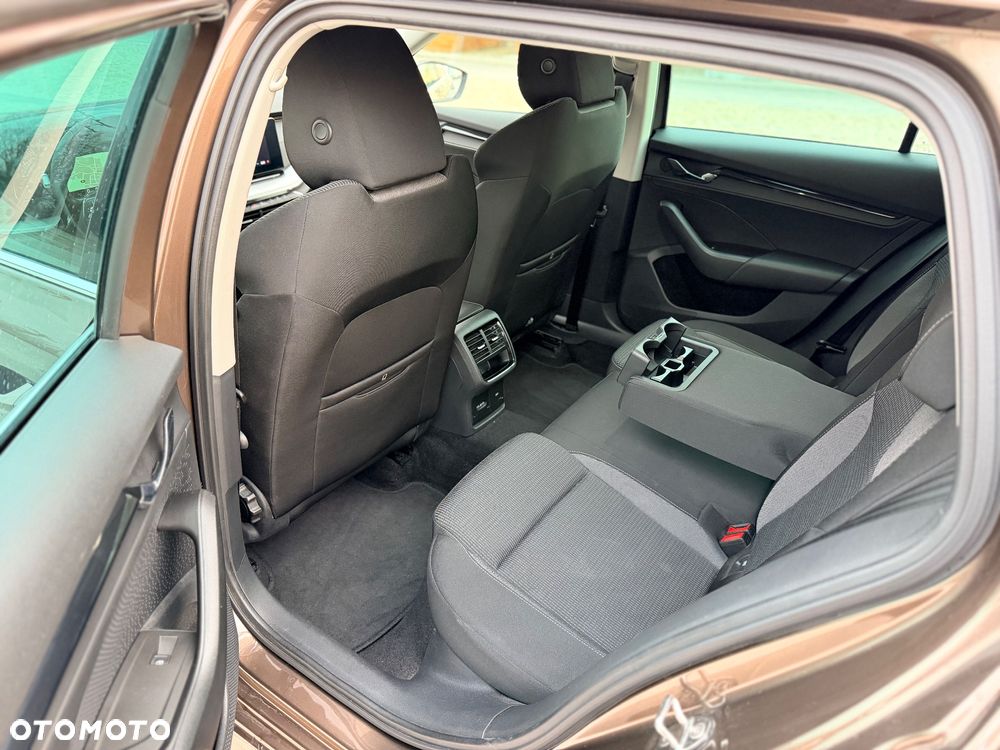 Skoda Octavia 2.0 TDI Ambition EU6 - 22