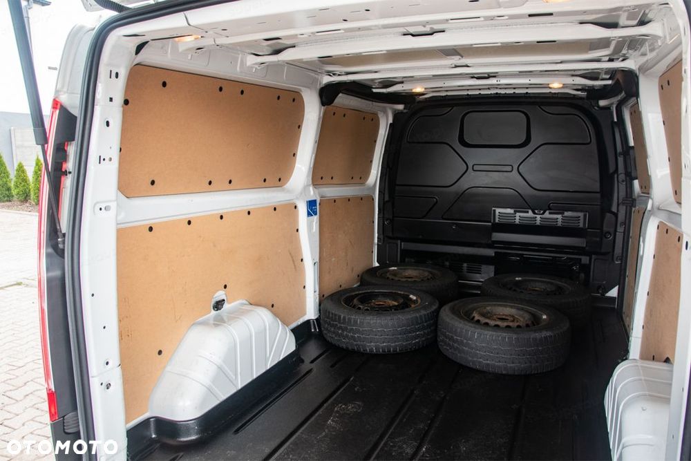 Ford Transit Custom L2H1 Trail 2.0 130KM - 17