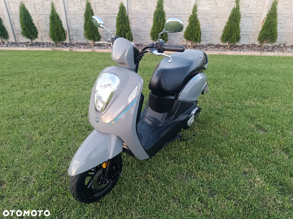SYM MIO - 4