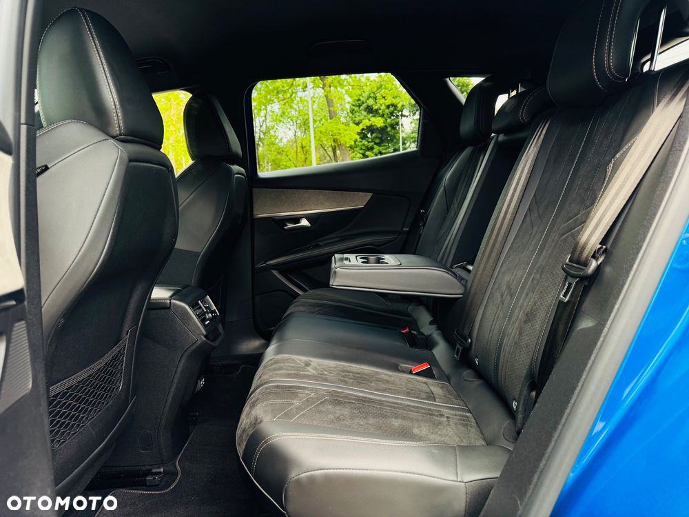Peugeot 3008 BlueHDi 130 Stop & Start EAT8 GT Pack - 29