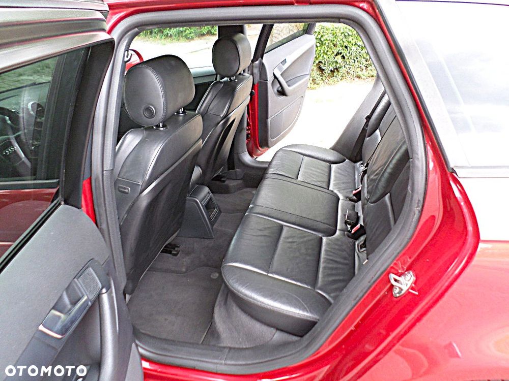 Audi A3 Sportback 2.0 TDI DPF S line Sportpaket - 13