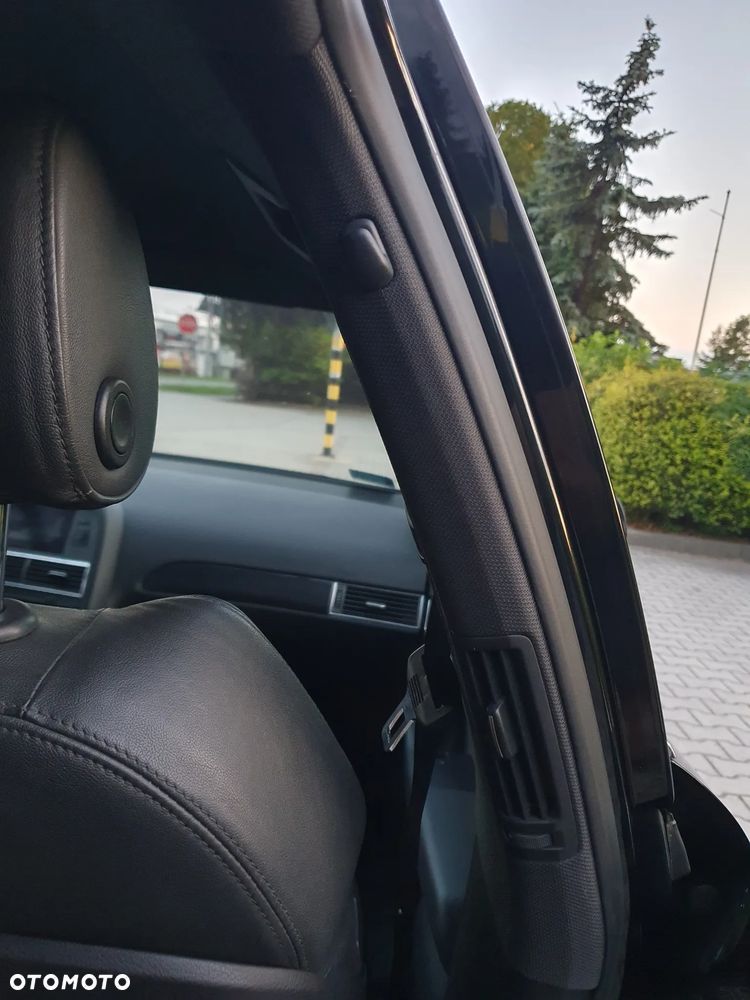 Audi A6 Avant 2.4 - 10