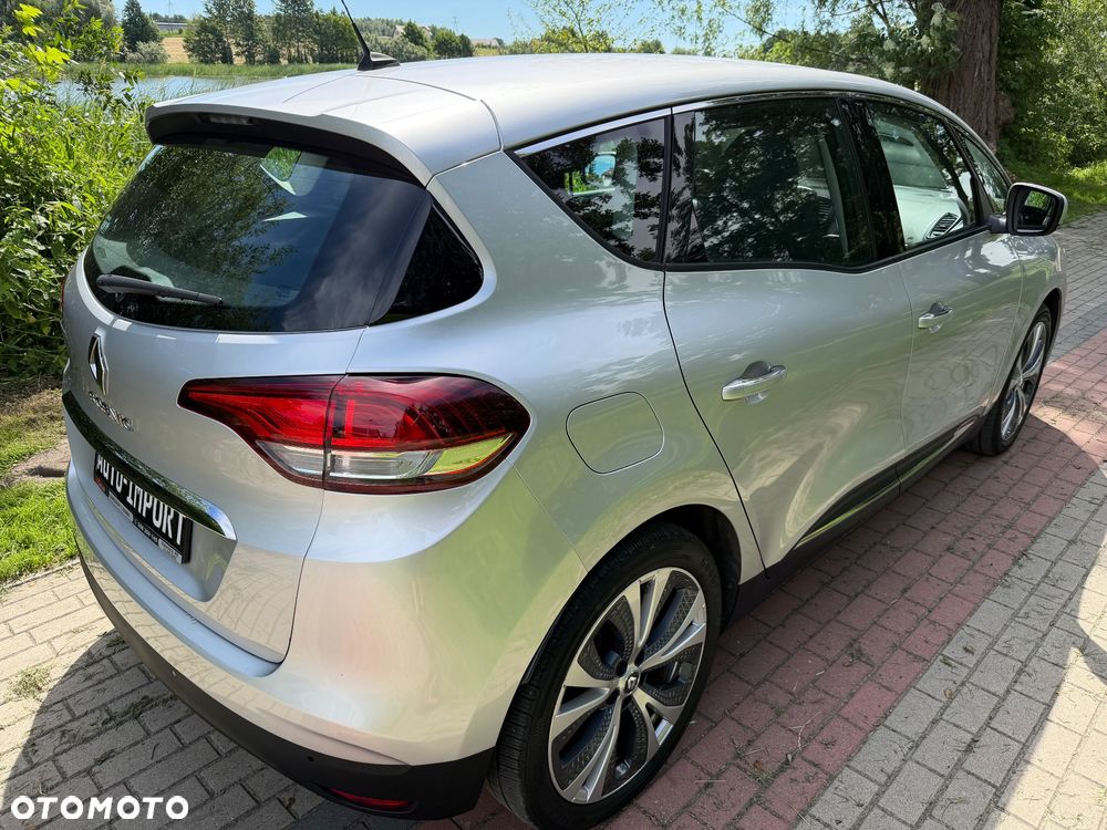 Renault Scenic - 28
