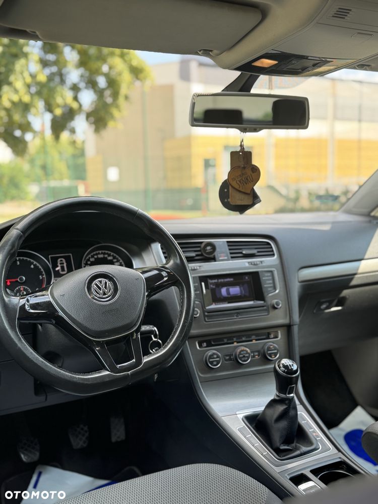 Volkswagen Golf - 3