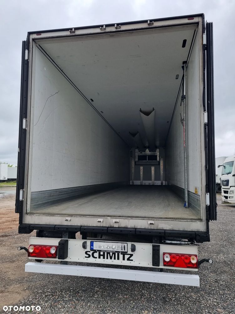 Schmitz Cargobull SKO - 11