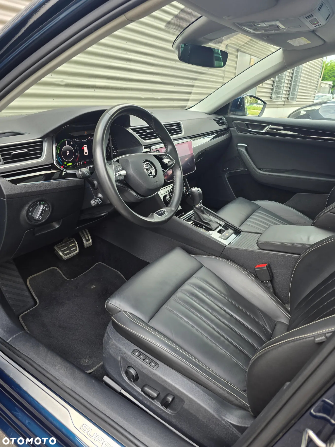 Skoda Superb Combi 1.4 TSI iV DSG L&K - 10