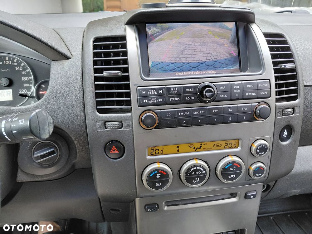 Nissan Pathfinder 2.5 DCi Elegance + - 20