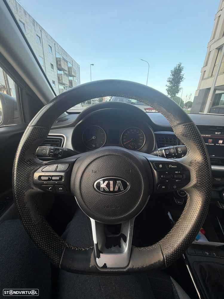Kia Stonic 1.0 T-GDi EX - 2