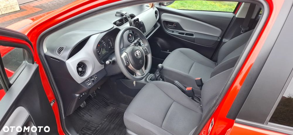 Toyota Yaris 1.0 Active - 8