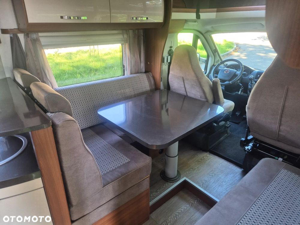 Hobby OPTIMA DE LUXE T75HGE - 12