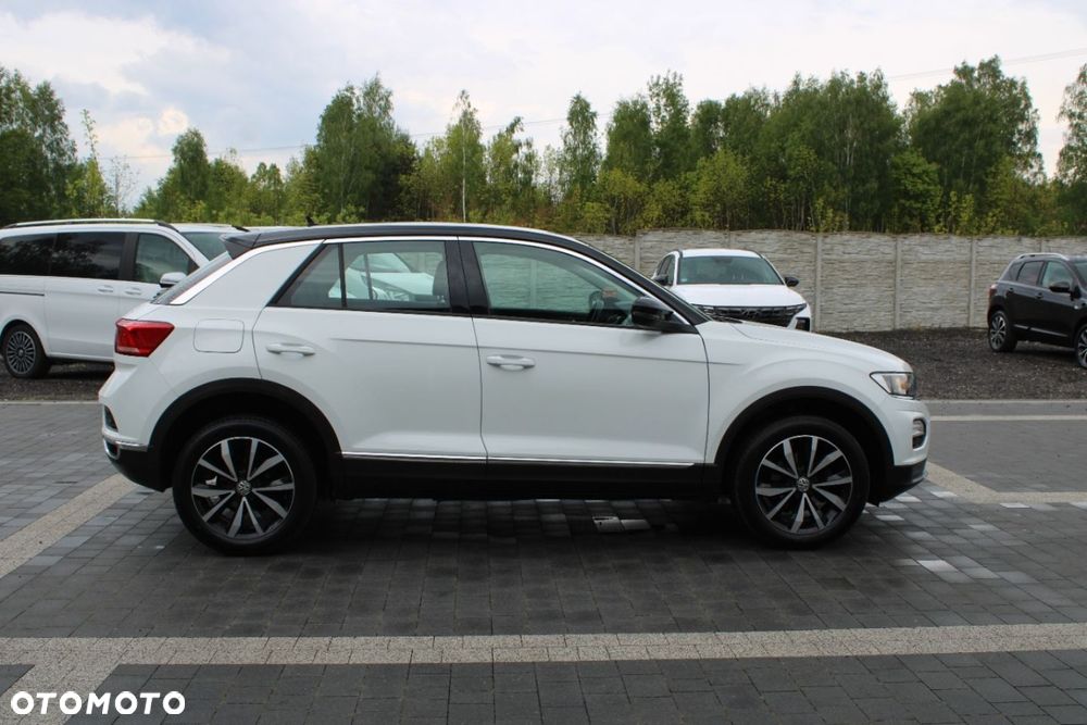 Volkswagen T-Roc - 12