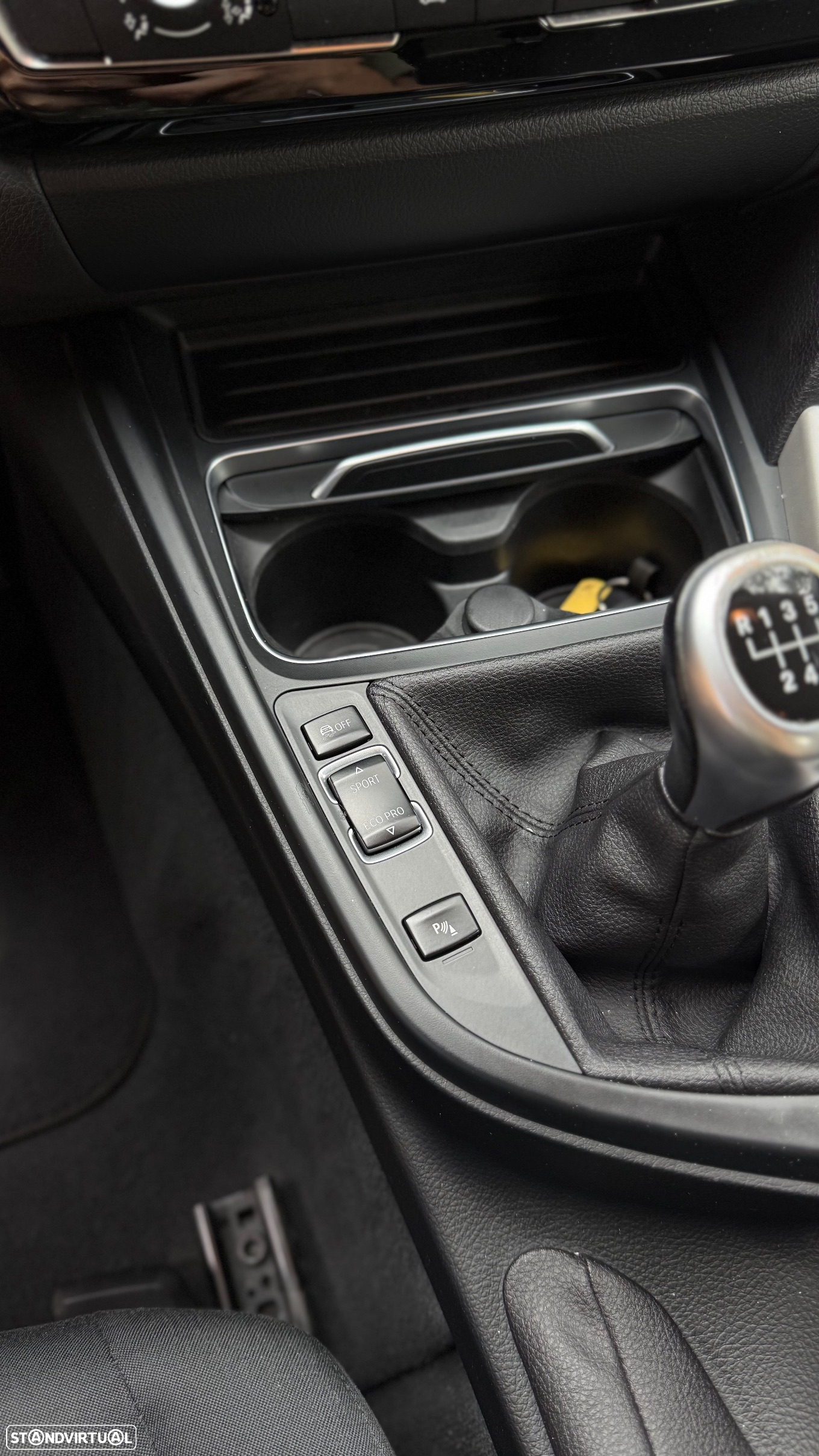 BMW 318 d Advantage - 10
