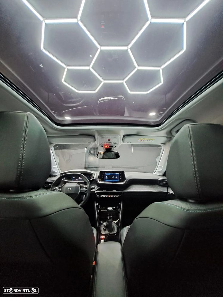 Peugeot 208 1.2 PureTech Allure Pack - 14