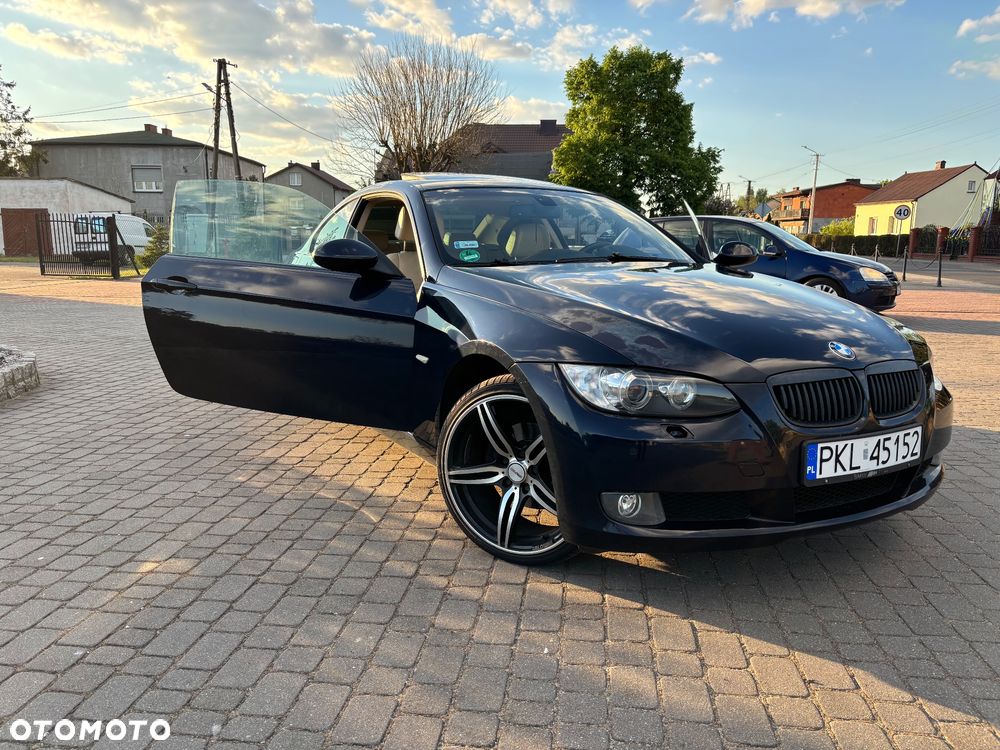 BMW Seria 3 320i - 16