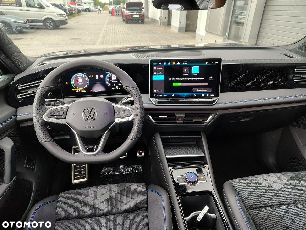 Volkswagen Tiguan 1.5 eHybrid PHEV R-Line Plus DSG - 11