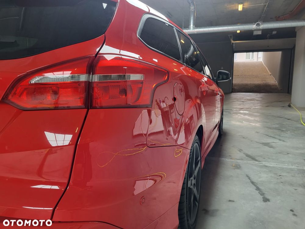 Ford Focus - 4