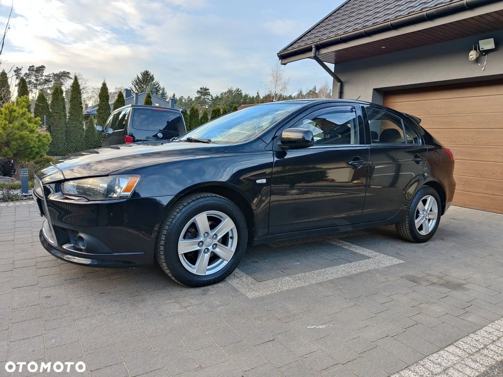 Mitsubishi Lancer 1.8 Intense - 24