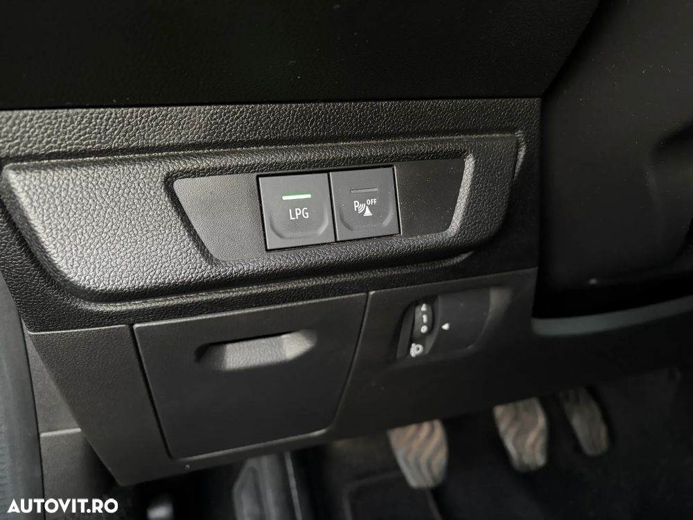 Dacia Sandero Stepway TCe 100 Celebration - 26