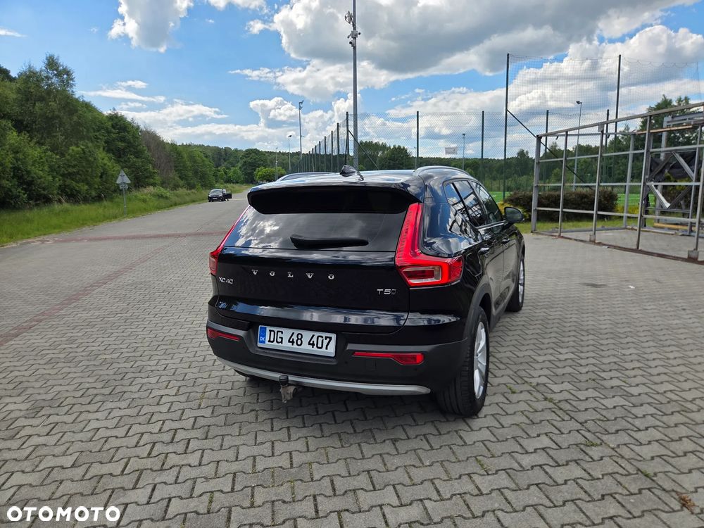 Volvo XC 40 T5 AWD Geartronic Momentum - 11