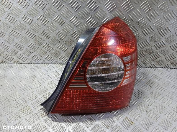 LAMPA PRAWA TYLNA HYUNDAI ELANTRA