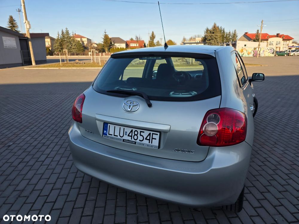 Toyota Auris 1.6 Life - 8