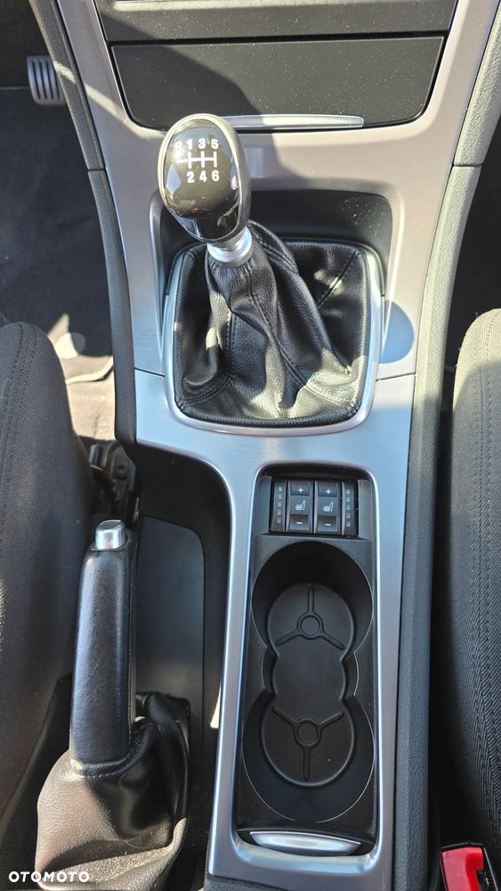Ford Mondeo 2.0 TDCi Titanium - 20