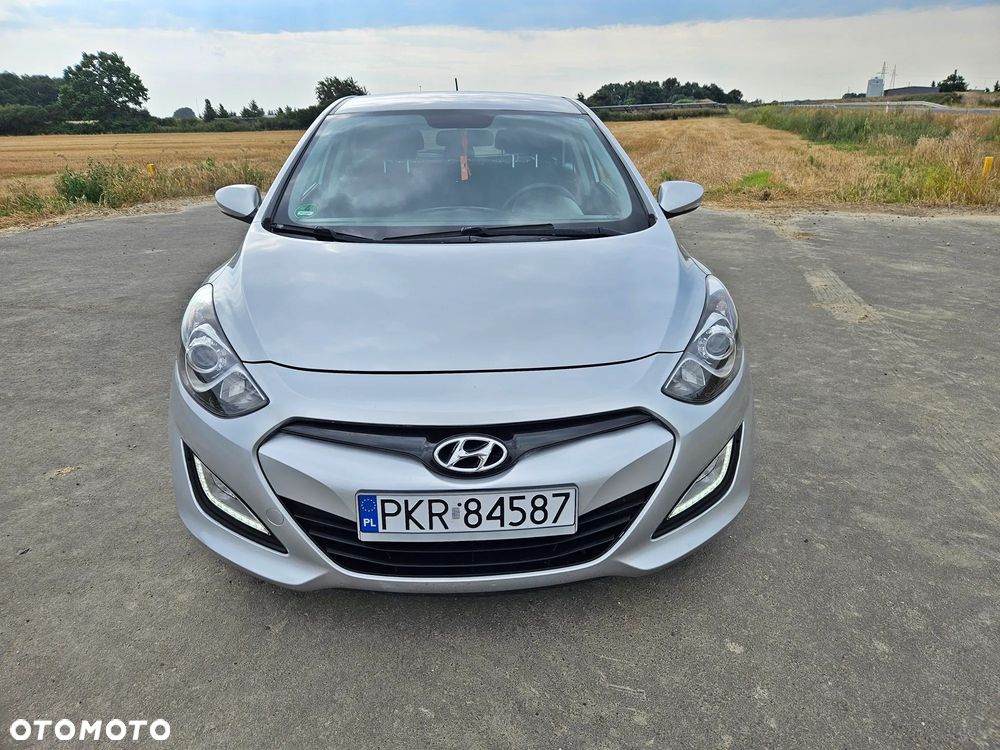 Hyundai i30 1.6 Automatik Style - 2