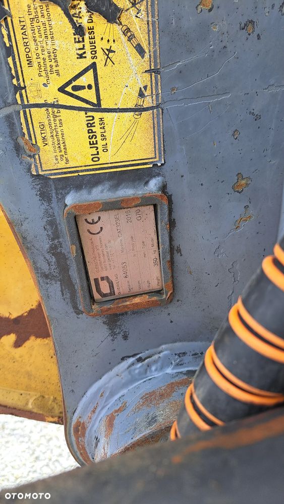 Caterpillar 325F LCR - 12