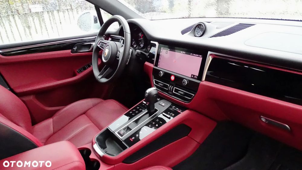 Porsche Macan - 23